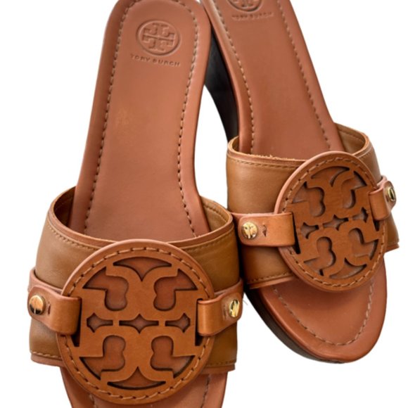 Tory Burch Tan Wedge Ladies Shoe size 10 - Picture 3 of 4